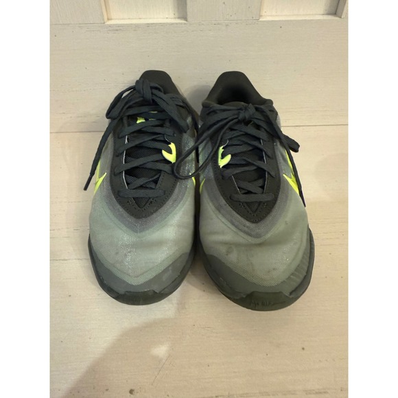 Nike Giannis Immortality 3 Kids Basketball Shoes Black Volt HF7001-301 Size 2Y - Picture 2 of 5